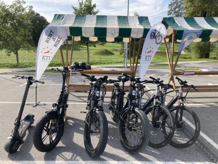 Podjetje KTI iz Podčetrtka je omogočilo brezplačno vožnjo z električnimi kolesi in skiroji. 